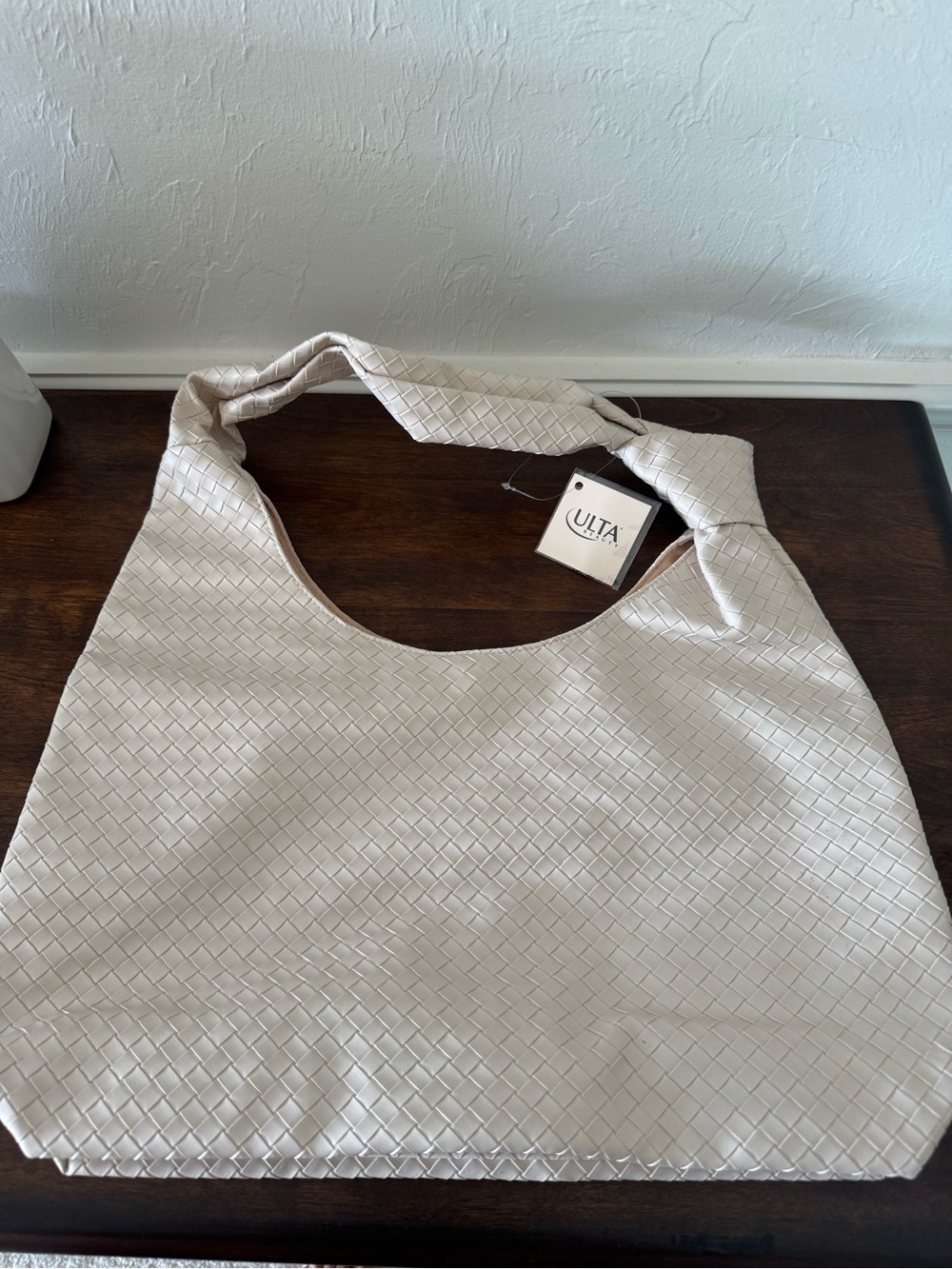 Ulta Beauty Woven Shoulder Bag in Light Beige